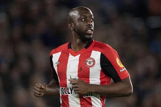 纽卡斯尔联再遇转会纠纷，维萨质疑老东家违约拒绝放行