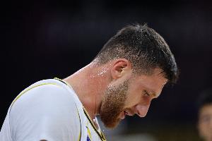 开云体育官网-难阻失利！努尔基奇14中7拿到20分7板2断2帽 但罚球10中5